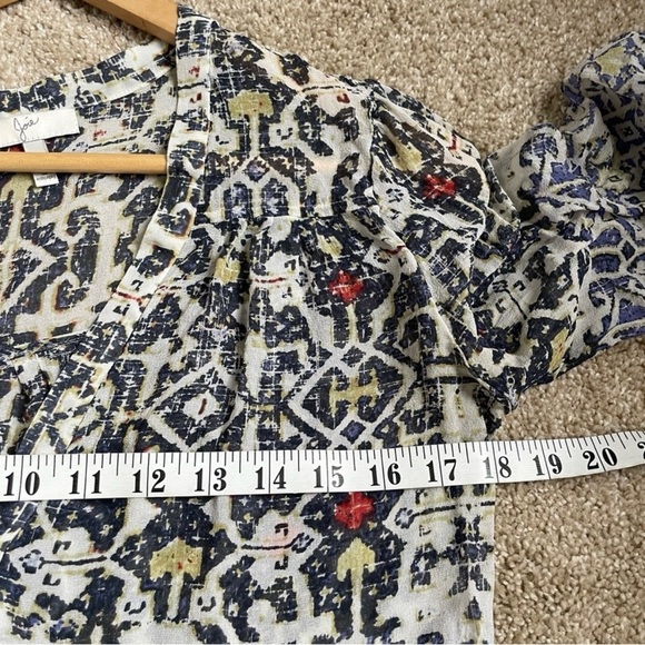 Joie Frazier Silk Blouse Semi Sheer Blue Red Southwest Print Women's Size XS - Picture 7 of 9